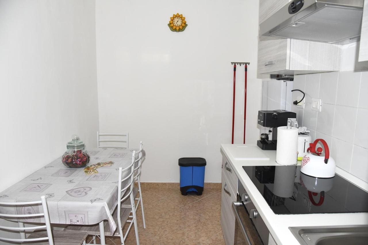 Katiuscia'S Little Corner Apartment ลาสเปเซีย ภายนอก รูปภาพ