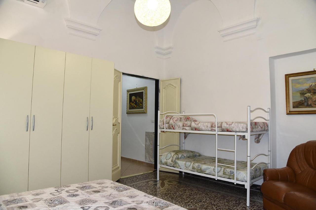 Katiuscia'S Little Corner Apartment ลาสเปเซีย ภายนอก รูปภาพ